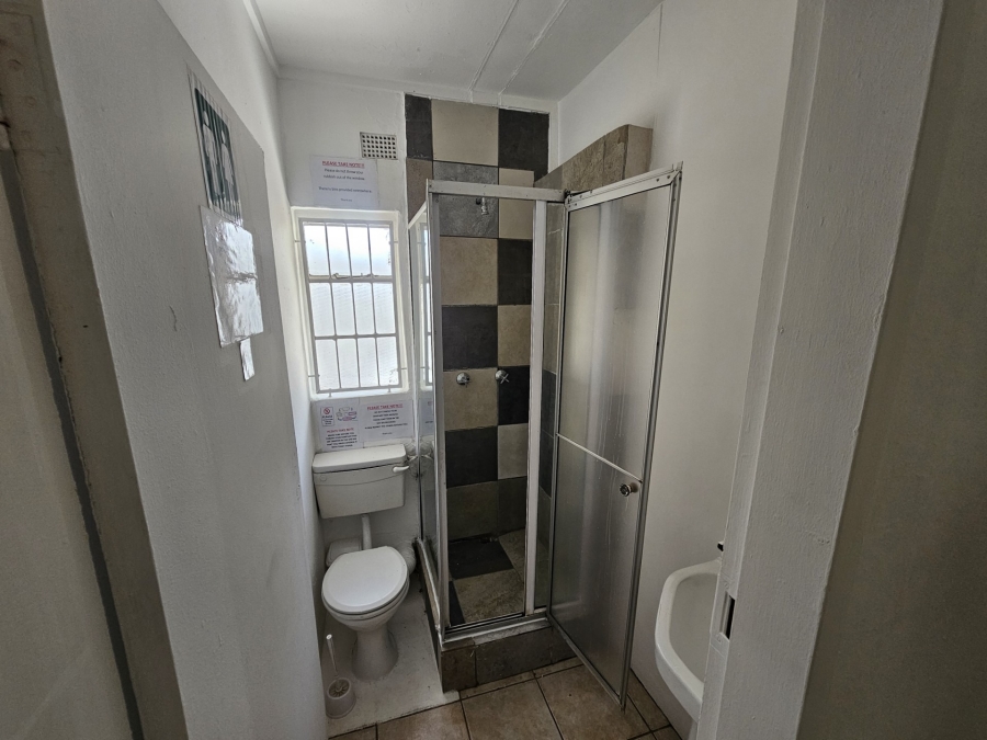 5 Bedroom Property for Sale in Brandwag Free State